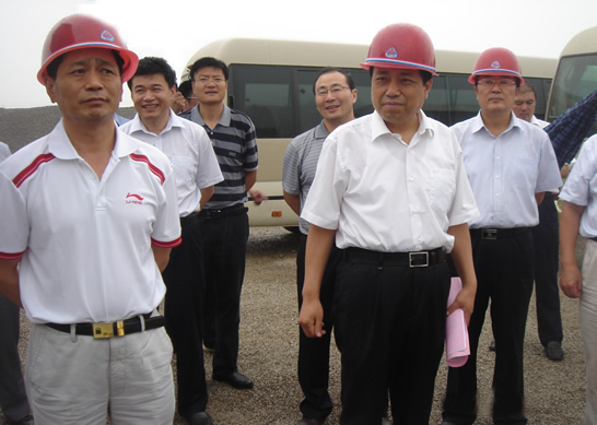 山東省省交通運輸廳副廳長范正金來汶上縣督導檢查濟徐高速公路建設情況