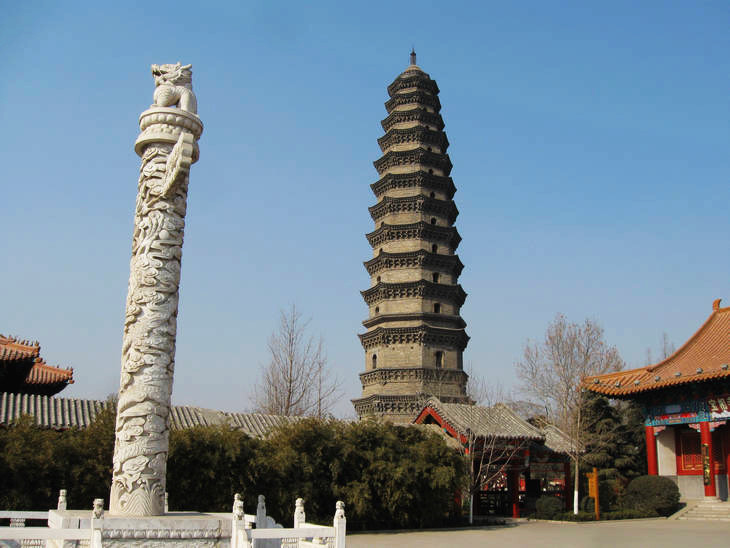 實拍佛都汶上大寶相寺的“悟空佛牙” - 張子涵 - 張子涵的博客