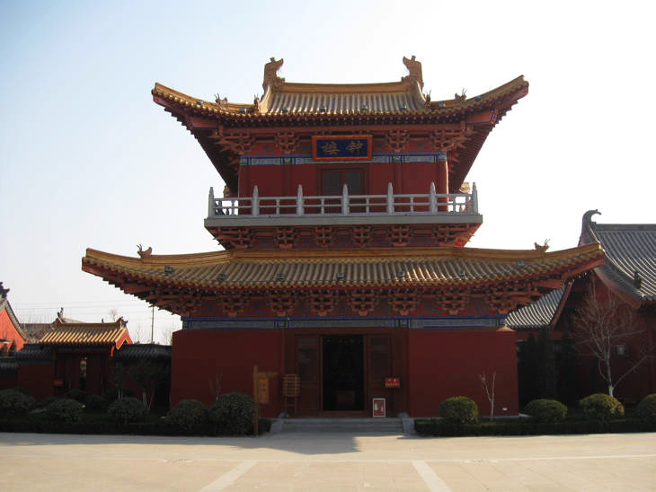 實拍佛都汶上大寶相寺的“悟空佛牙” - 張子涵 - 張子涵的博客