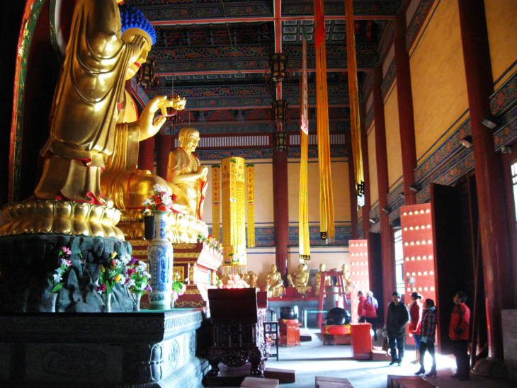 實拍佛都汶上大寶相寺的“悟空佛牙” - 張子涵 - 張子涵的博客