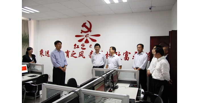 李成勇，王衛(wèi)星陪同汶上縣委副書記、縣長(zhǎng)孫琪到汶上鎮(zhèn)檢查指導(dǎo)工作