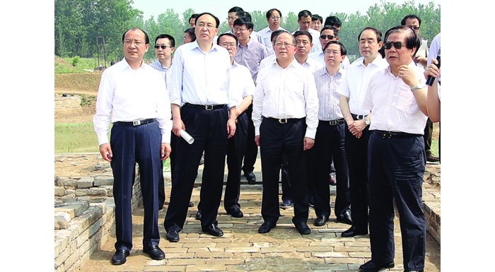 國(guó)家文化部部長(zhǎng)蔡武、國(guó)家文物局局長(zhǎng)勵(lì)小捷視察汶上縣南旺樞紐遺址保護(hù)和申遺工作