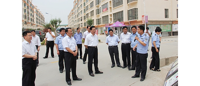 韓軍來(lái)汶上縣視察所包保項(xiàng)目辰欣藥業(yè)建設(shè)進(jìn)展情況和社會(huì)治安管理工作