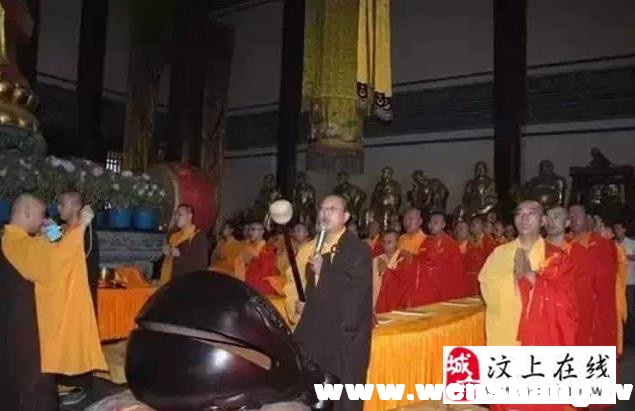 汶上寶相寺佛光神奇顯現，數萬游客有緣沐浴佛光