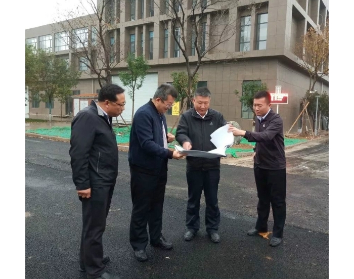 李洪文到中都街道（商貿(mào)物流區(qū)）督導重點項目建設