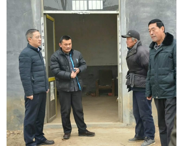 汶上縣人民政府 工作動(dòng)態(tài) 汶上縣人社局開展2018年春節(jié)集中走訪慰問困難群眾活動(dòng)