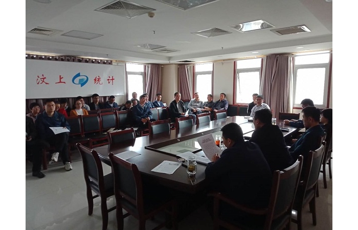 汶上縣人民政府 部門動態(tài) 學(xué)習(xí)救火英雄 鍛造精神豐碑 —汶上縣統(tǒng)計(jì)局開展集中學(xué)習(xí)活動