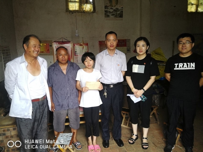 汶上縣人民政府 部門(mén)動(dòng)態(tài) “扶貧救孤護(hù)苗”汶上縣規(guī)劃事務(wù)服務(wù)中心在行動(dòng)