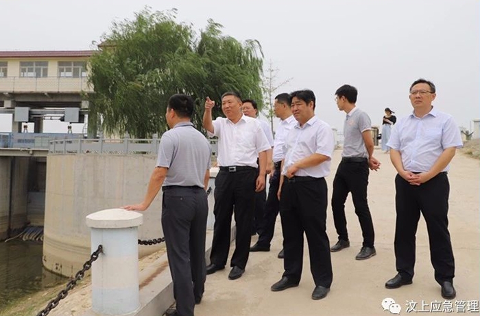 汶上縣人民政府 政務(wù)要聞 縣委副書記、縣長李洪文督導(dǎo)安全生產(chǎn)應(yīng)急管理和防汛抗旱工作