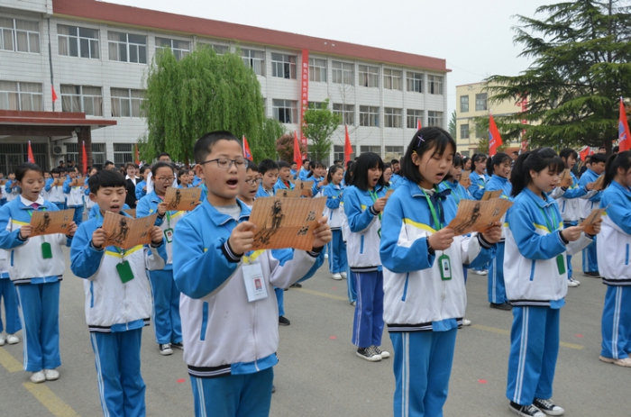 汶上縣人民政府 教育動態(tài) “四大工程”“六大活動”繪制“大閱讀”新畫卷