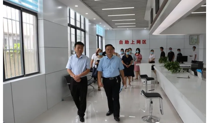 汶上縣加強(qiáng)醫(yī)療保障領(lǐng)域基層公共服務(wù)平臺(tái)建設(shè)現(xiàn)場(chǎng)推進(jìn)會(huì)議在次邱鎮(zhèn)召開(kāi)